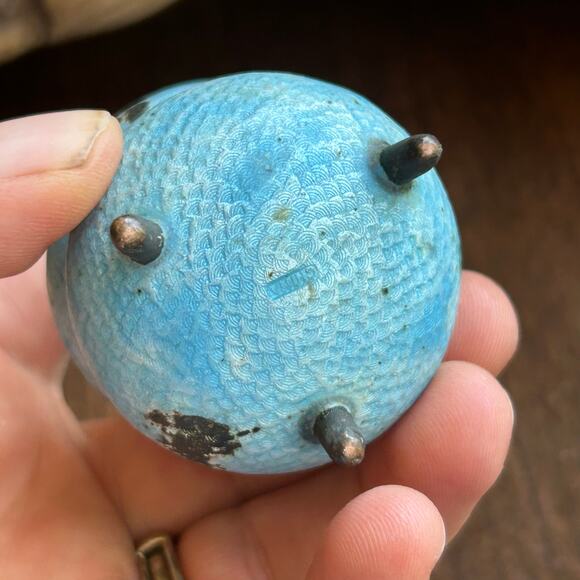 Set of Vintage Chinese Mini Cloisonne Stacked Salt Pepper Shaker Cellars - Picture 7 of 11